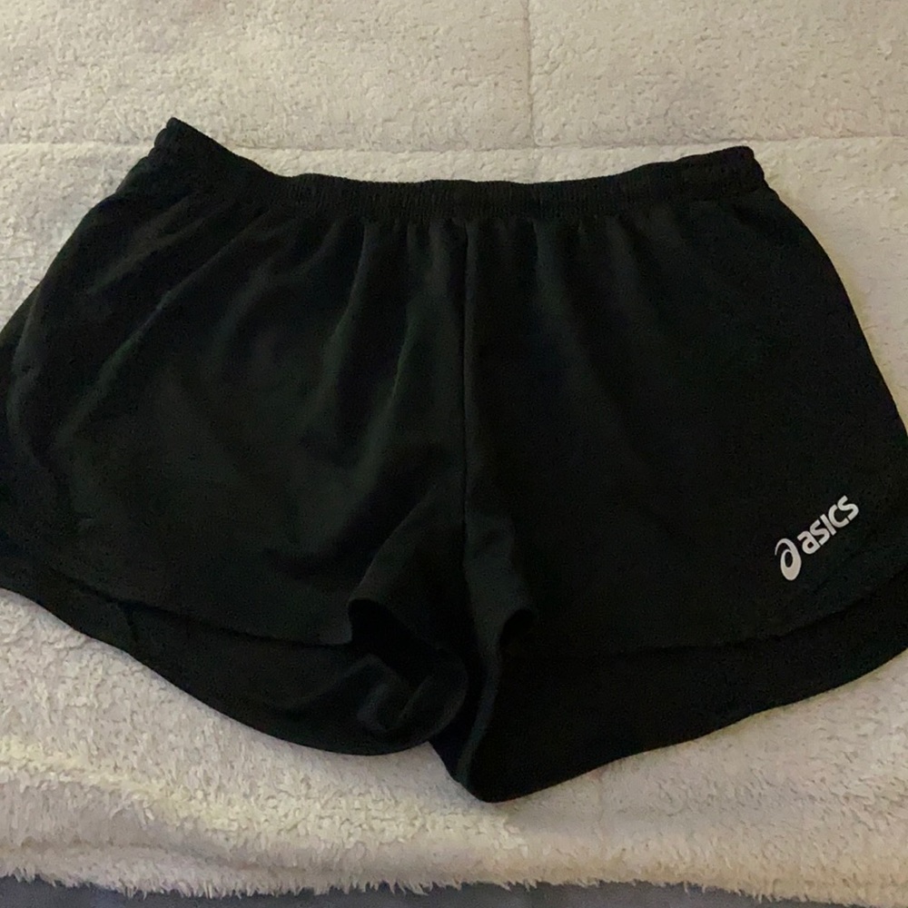 Running shorts